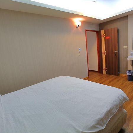 Jung Le Su Ba B&B Чишан Экстерьер фото
